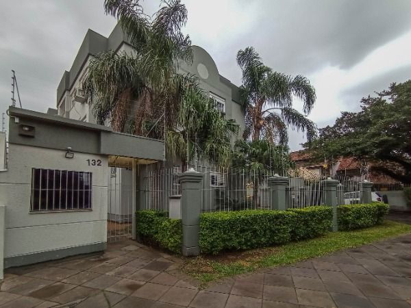 Apartamento à venda com 74m², 3 quartos, 1 suíte, 1 vaga no bairro Ipanema em Porto Alegre