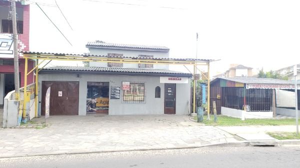 Casa com 203m², 4 dormitórios no bairro Restinga em Porto Alegre para Comprar