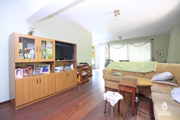 Casa para Venda - 200m², 3 dormitórios, sendo 1 suites, 4 vagas - Ipanema