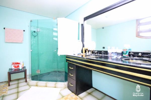 Casa para Venda - 200m², 3 dormitórios, sendo 1 suites, 4 vagas - Ipanema