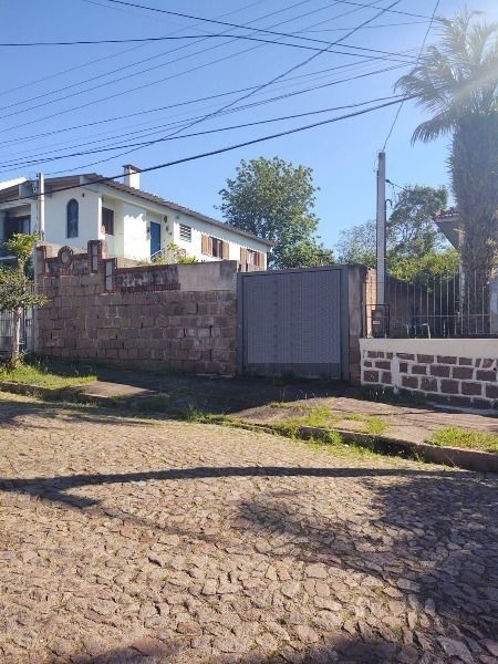 Terreno com 340m² no bairro Teresópolis em Porto Alegre para Comprar