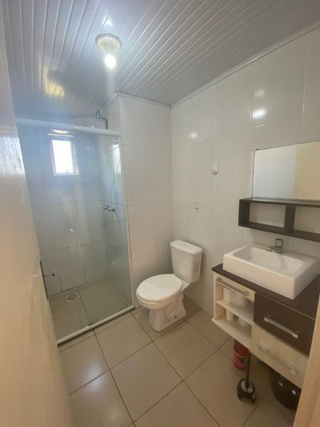 Apartamento em Porto Alegre, no bairro Restinga, com 2 dormitório(s), e 2 banheiros, à venda.