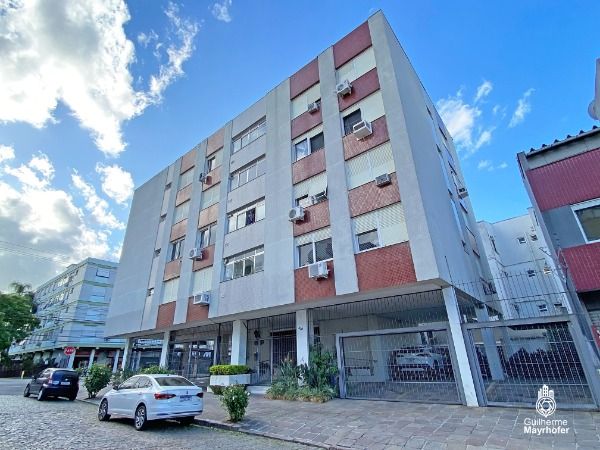 Apartamento à venda com 102m², 3 quartos, 1 suíte, 1 vaga no bairro Menino Deus em Porto Alegre