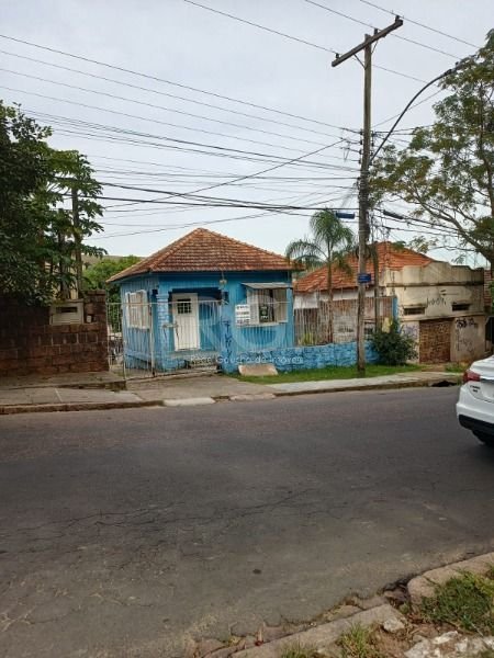 Terreno com 250m² no bairro Teresópolis em Porto Alegre para Comprar