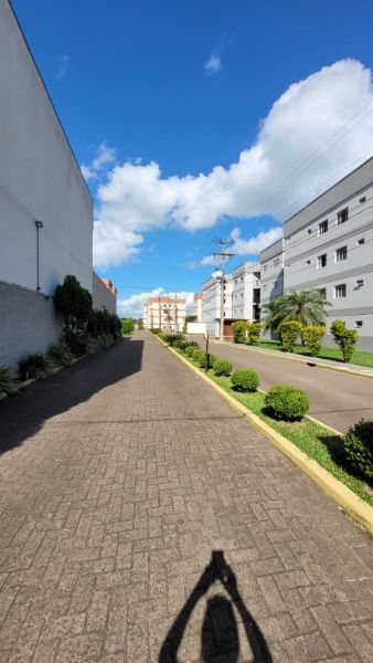 Apartamento com 49m², 2 dormitórios, 11 vagas no bairro Vila Cachoeirinha em Cachoeirinha para Comprar