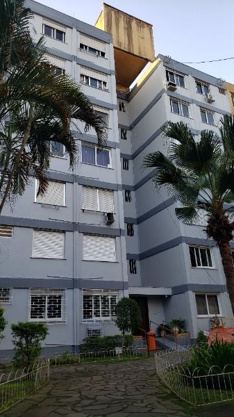 Apartamento com 55m², 2 dormitórios no bairro Partenon em Porto Alegre para Comprar