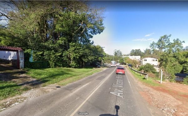 Terreno com 5.881m² no bairro Cavalhada em Porto Alegre para Comprar