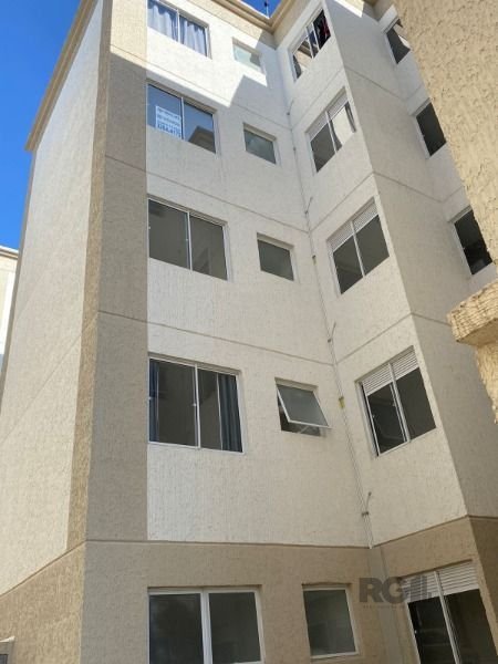 Apartamento para Venda - 48m², 2 dormitórios, 1 vaga - Restinga