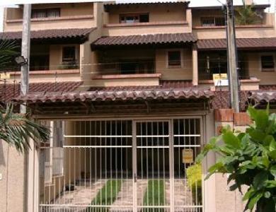 Casa com 126m², 3 dormitórios, 3 suítes, 2 vagas no bairro Ipanema em Porto Alegre para Comprar